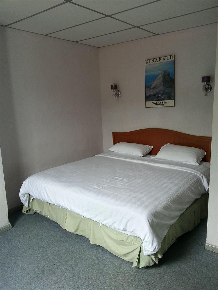 Century Hotel Kota Kinabalu Zewnętrze zdjęcie