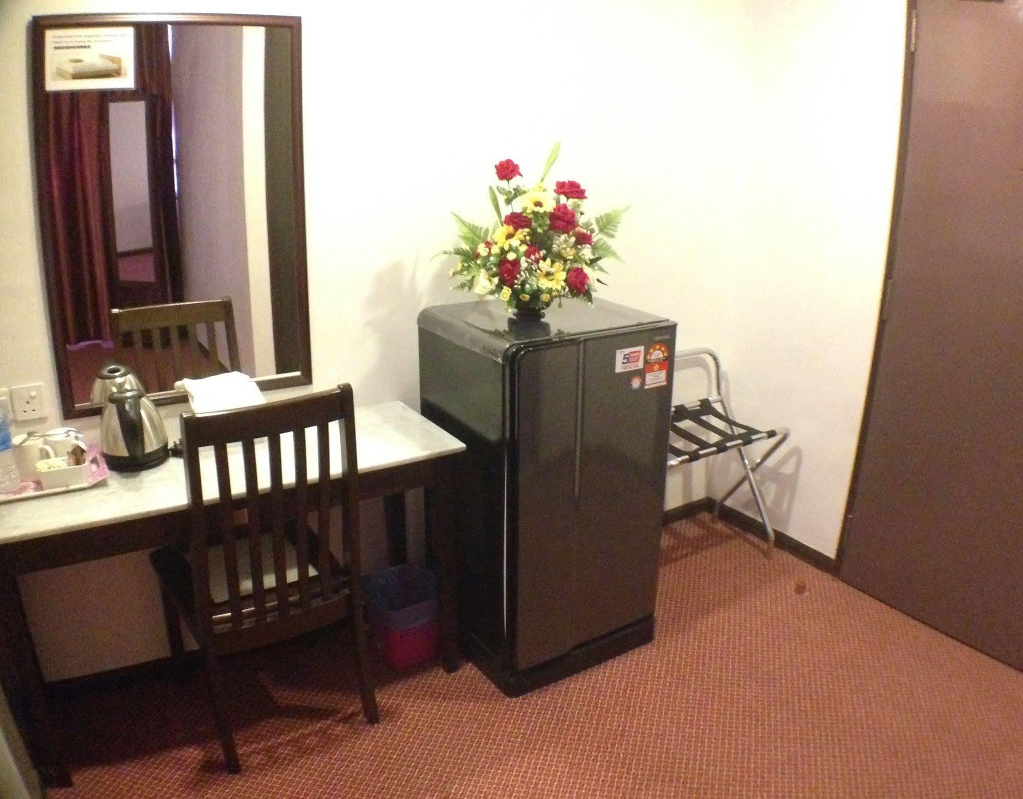 Century Hotel Kota Kinabalu Zewnętrze zdjęcie