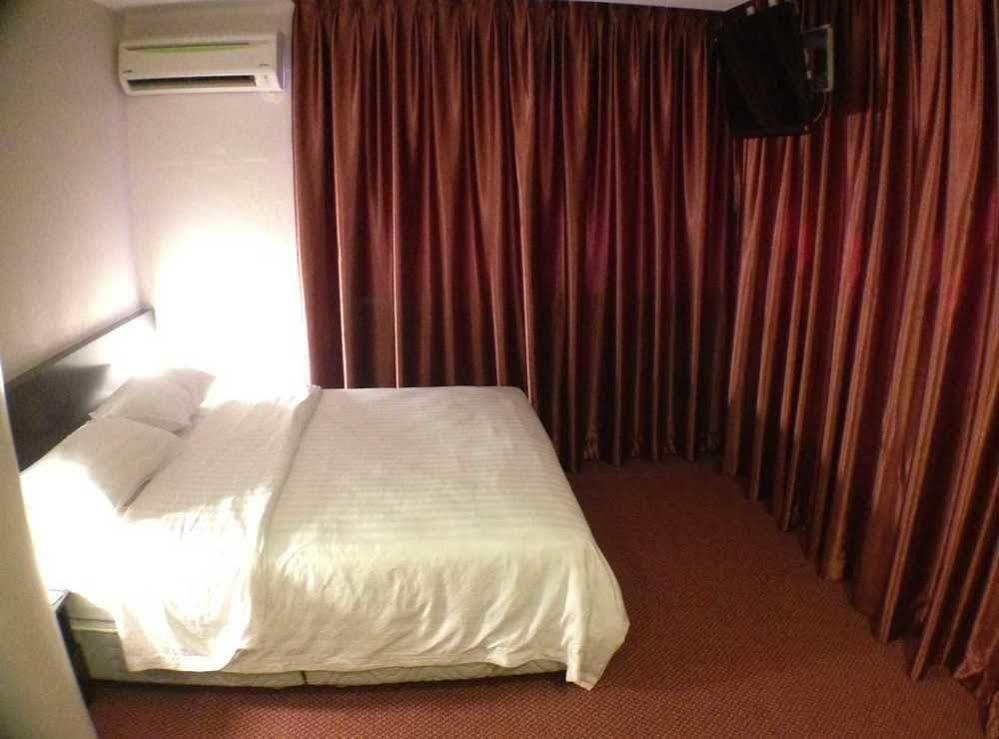 Century Hotel Kota Kinabalu Zewnętrze zdjęcie